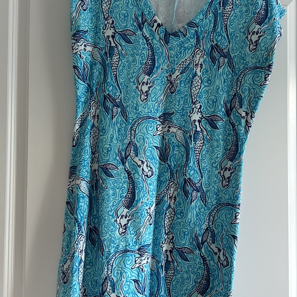Lilly Pulitzer cotton dress sits just above knee.Perfect condition. - Picture 2 of 2